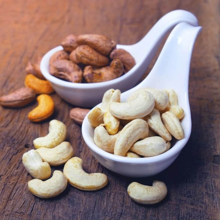 Model wearing plain gray basic tee.